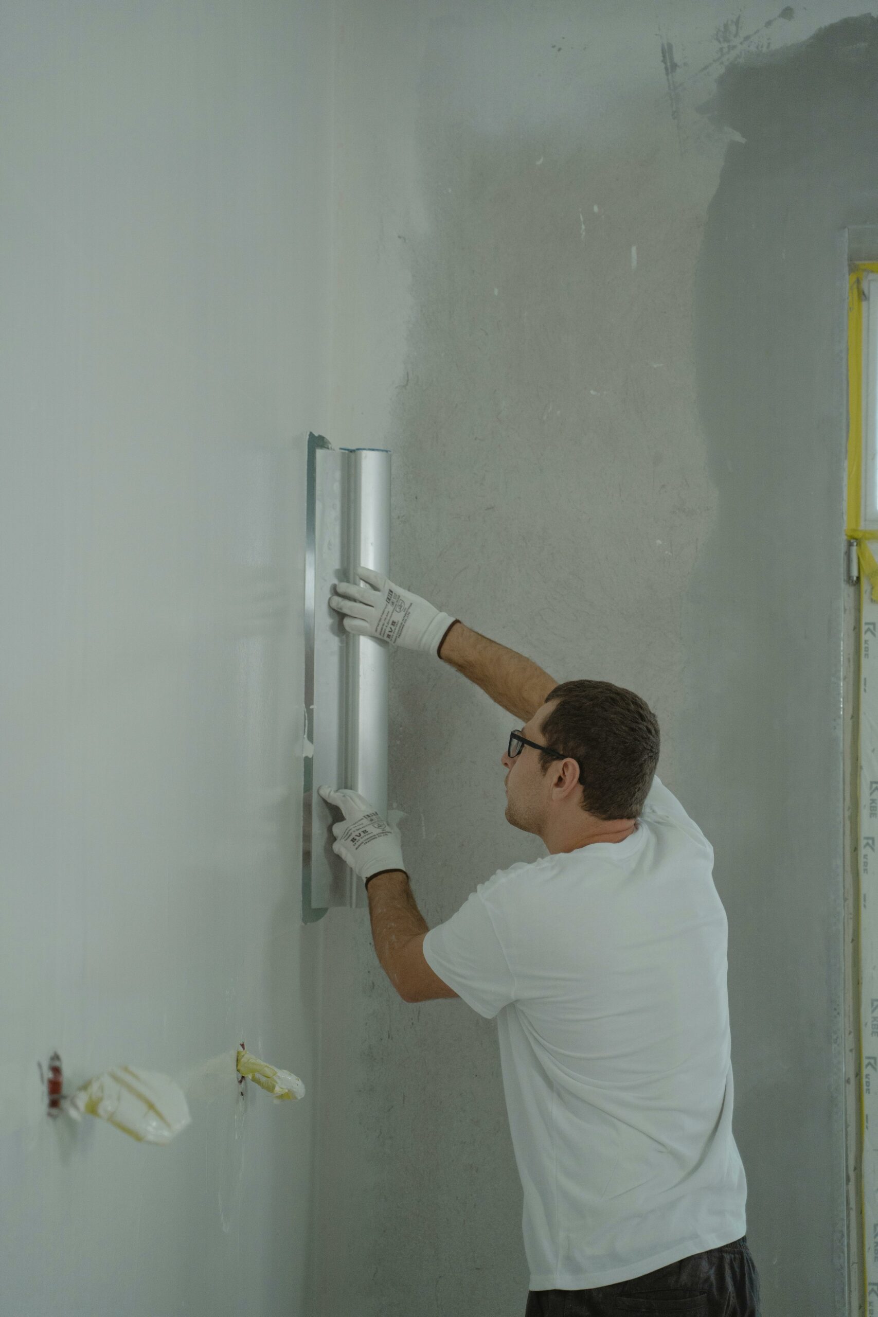 Pohto d'un homme Constructeur de maison Morbihan